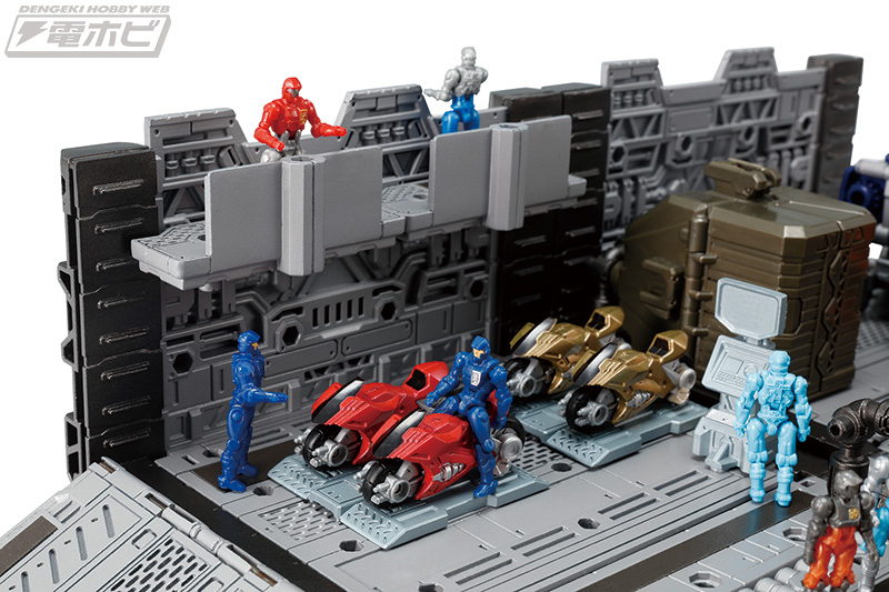 タカラトミーの『ダイアクロン』シリーズ「DA-65 バトルコンボイV-MAX