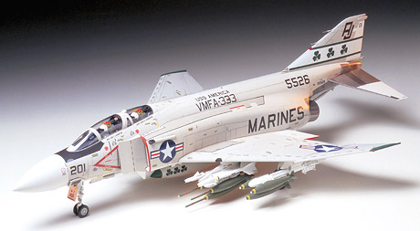 1/32 マクダネル ダグラス F-4J ファントムII マリーン [60308