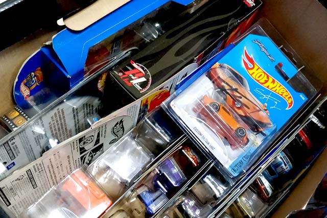 ホットウィール Hot Wheels 50カーパック ブリスター未開封 Amazon.co