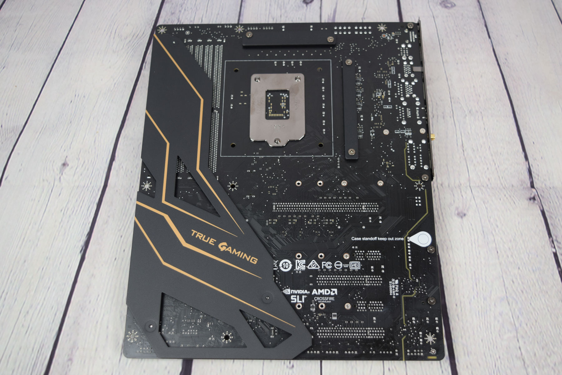 MSI MEG Z490 Ace - Review 2020 - PCMag Middle East