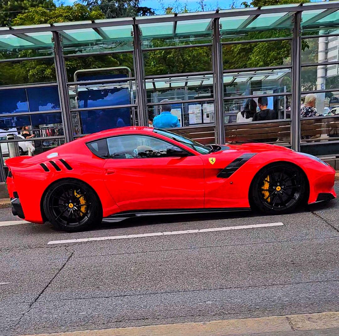 1/799 [Ferrari F12 TDF] : r/spotted