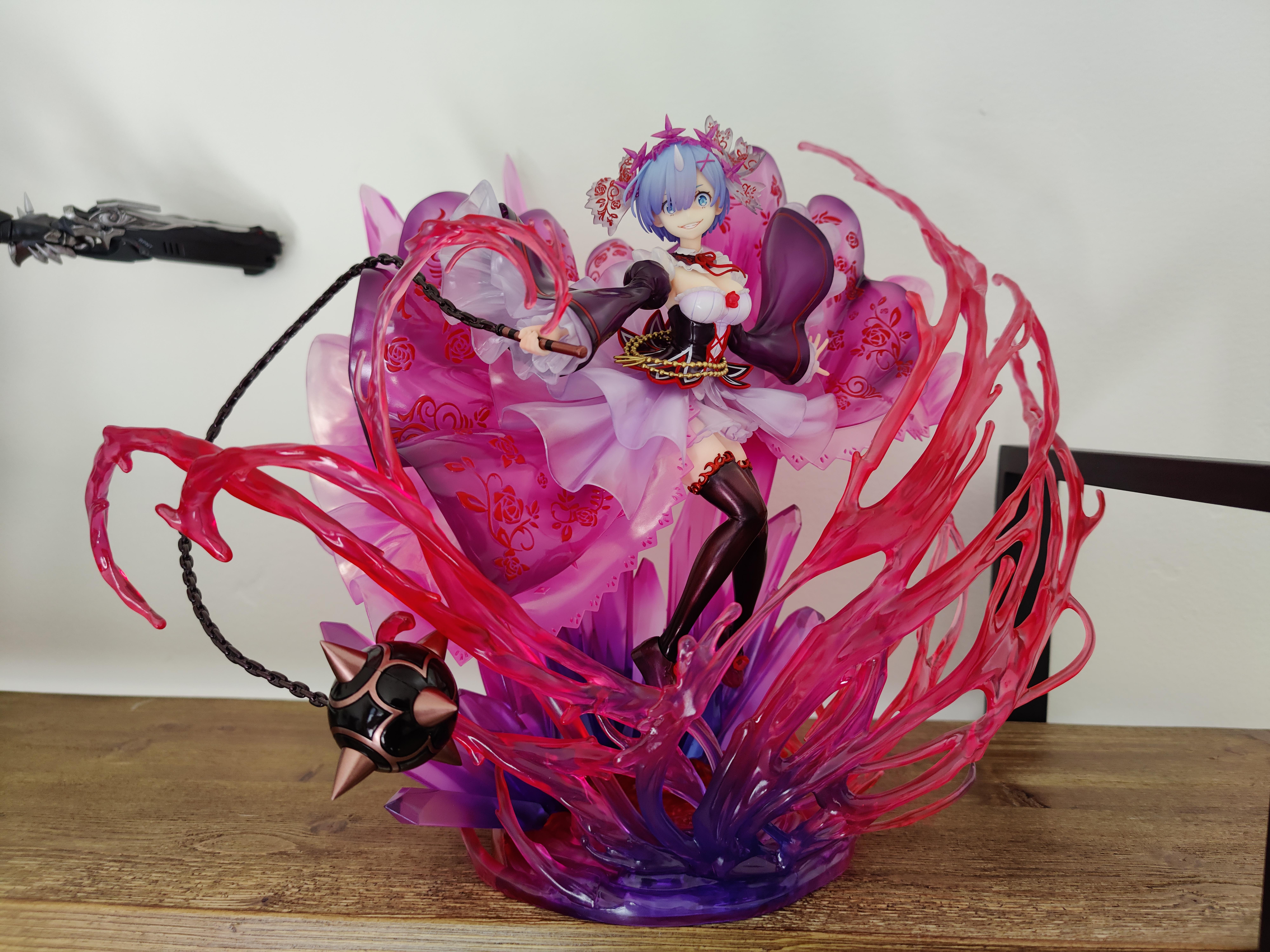 Demon Rem Crystal Dress Ver. IT ARRIVED! (AmiAmi) : r/AnimeFigures