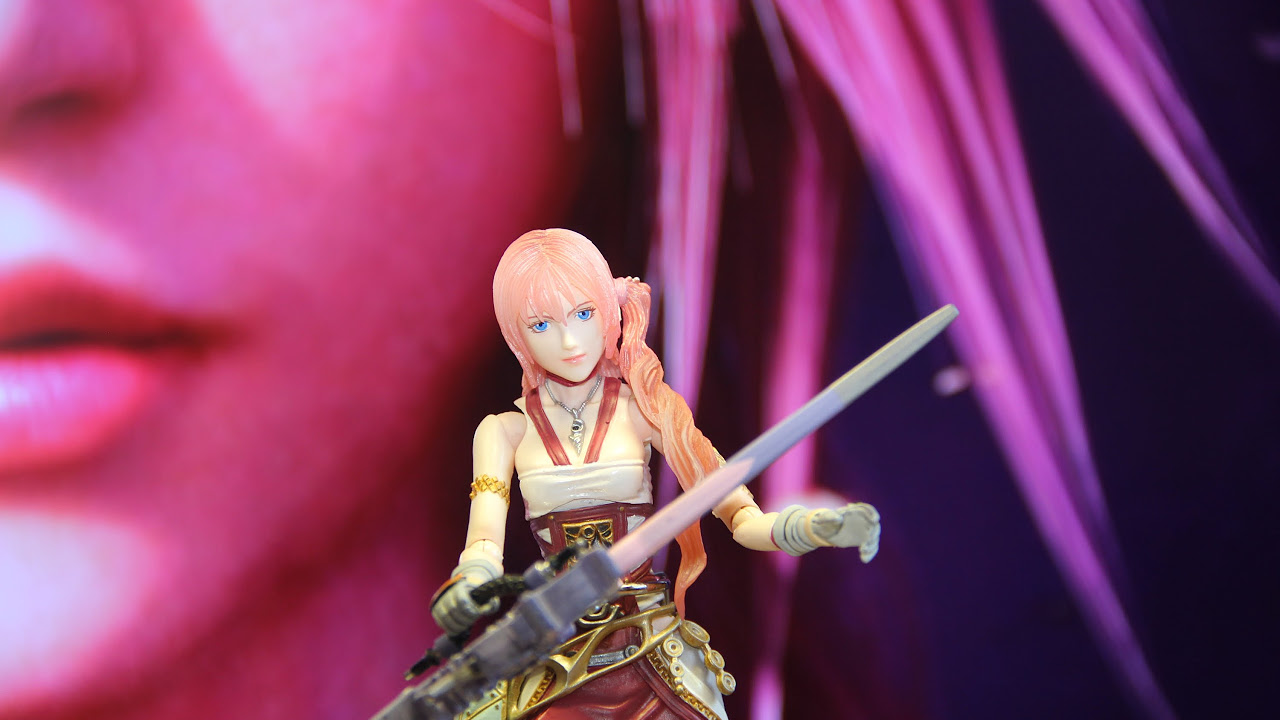 Serah Farron Play Arts Kai Figure Review - Final Fantasy XIII-2