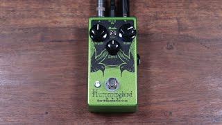 EarthQuaker Devices Hummingbird - YouTube