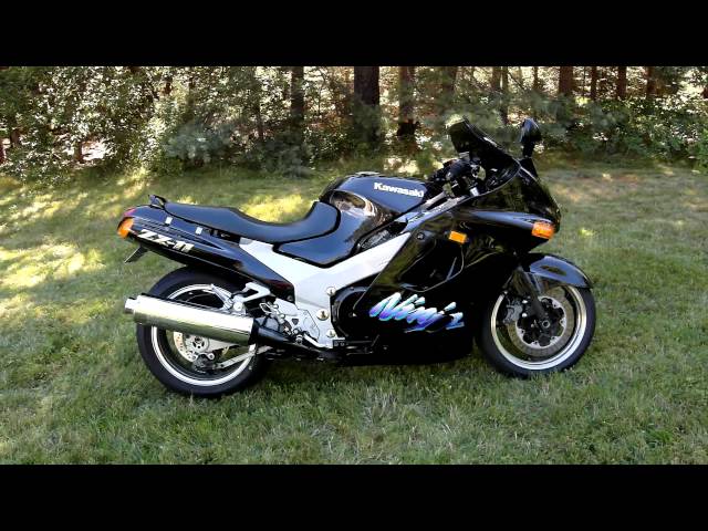1995 Kawasaki ZX11D Baffles removed - YouTube