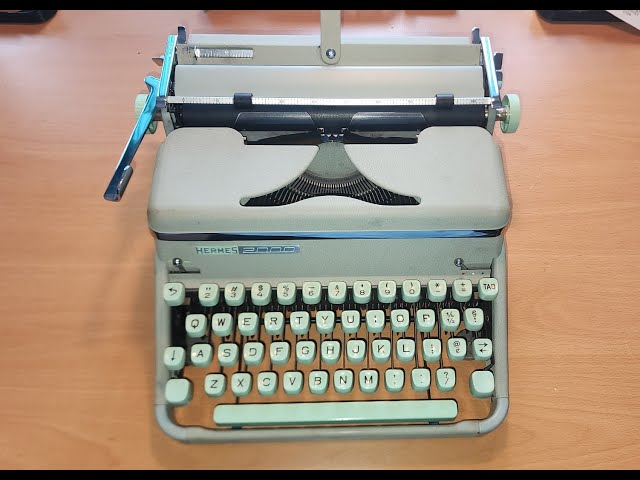 Hermes 2000 typewriter with Hermes 3000 & Media 3 - YouTube