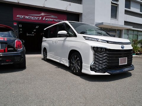 新型 トヨタ ヴォクシー 6AA-ZWR90W ホワイトパールクリスタルシャイン