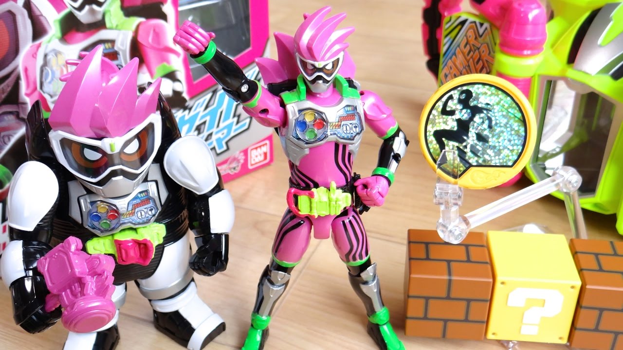LVUR01 Kamen Rider Ex-Aid Action Gamer Transforms from Level 1 to