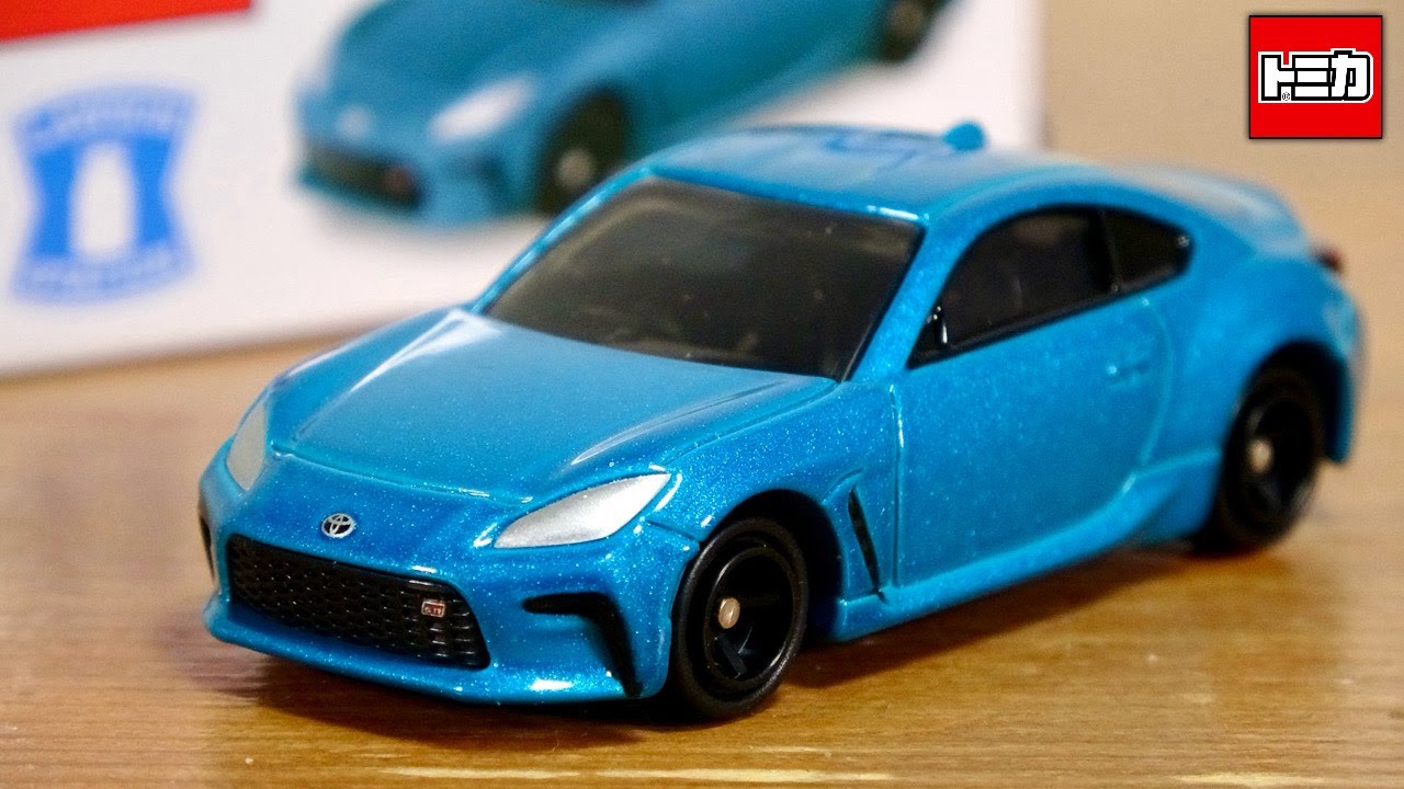 入手は急ごう！話題のトミカが遂に登場☆ローソンオリジナル トミカ