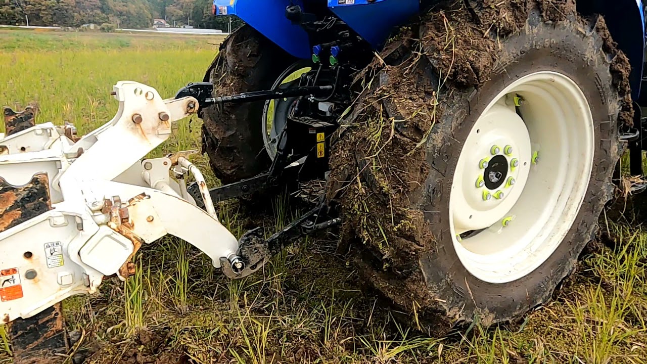 心土破砕【サブソイラ スガノ農機】実演機 - YouTube