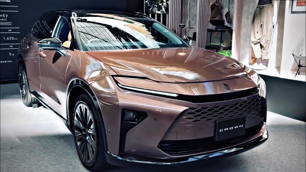 2024 Toyota Crown Estate Super Luxury SUV Compact Hybrid Engine