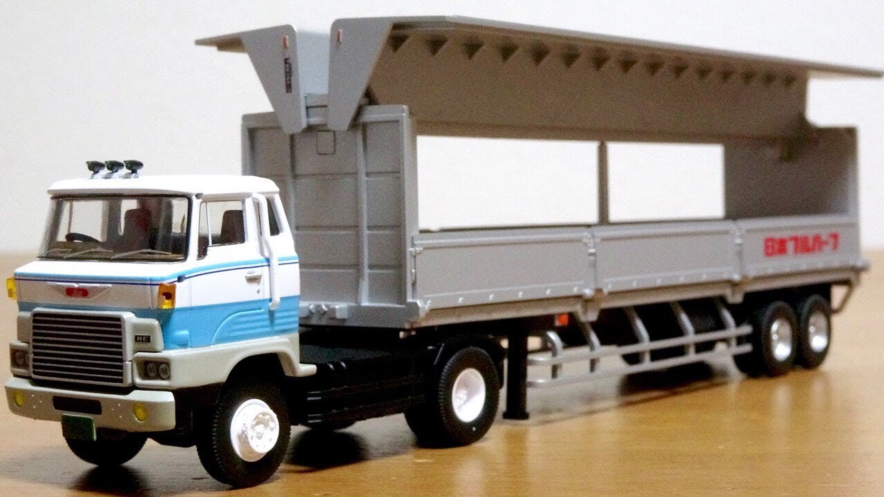 Buy a super luxury car ☆ Working car Tomica Limited Vintage Neo