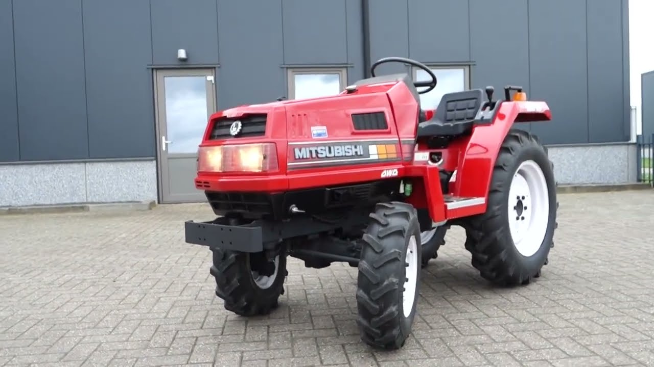 Mitsubishi MT16 4wd / 1685 Draaiuren / Lagenokbanden - YouTube