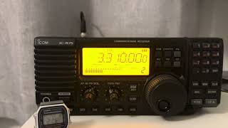 My new bedside radio: the Icom IC-R75! Copying hard-core DX