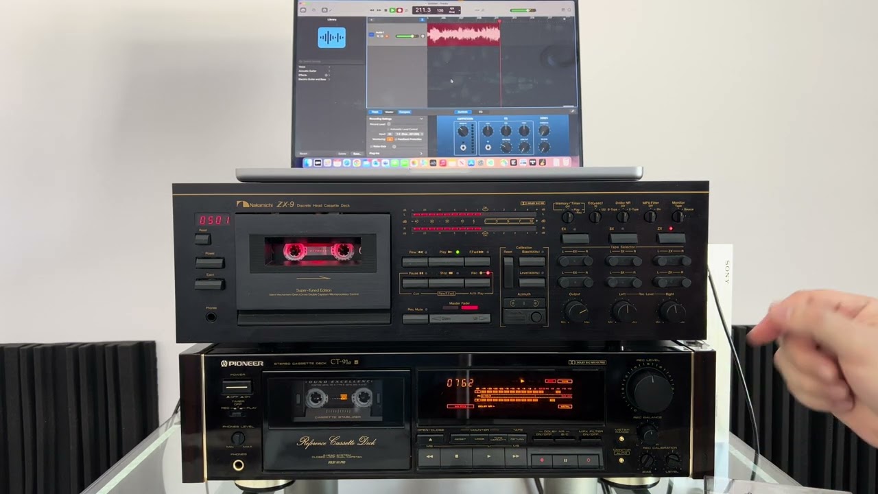 Reference Decks Battle: Nakamichi ZX-9 vs Pioneer CT-91a - YouTube