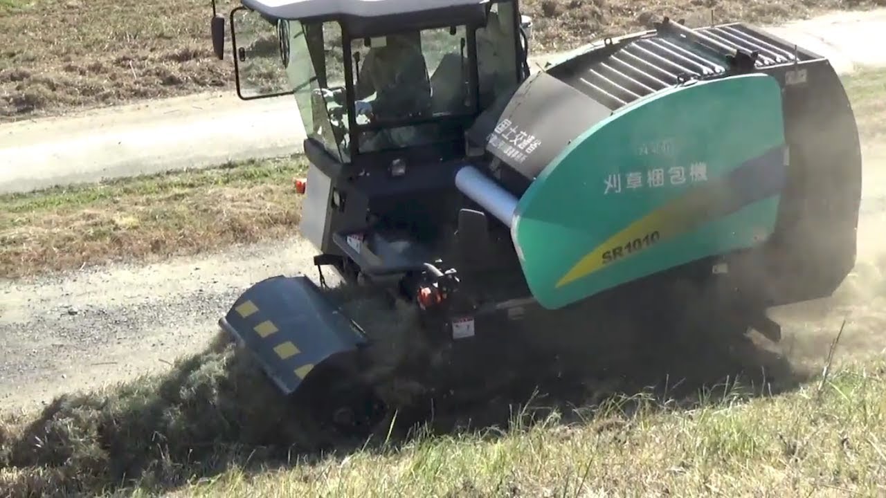 刈草梱包機 タカキタSR1010 ロールべーラー - YouTube