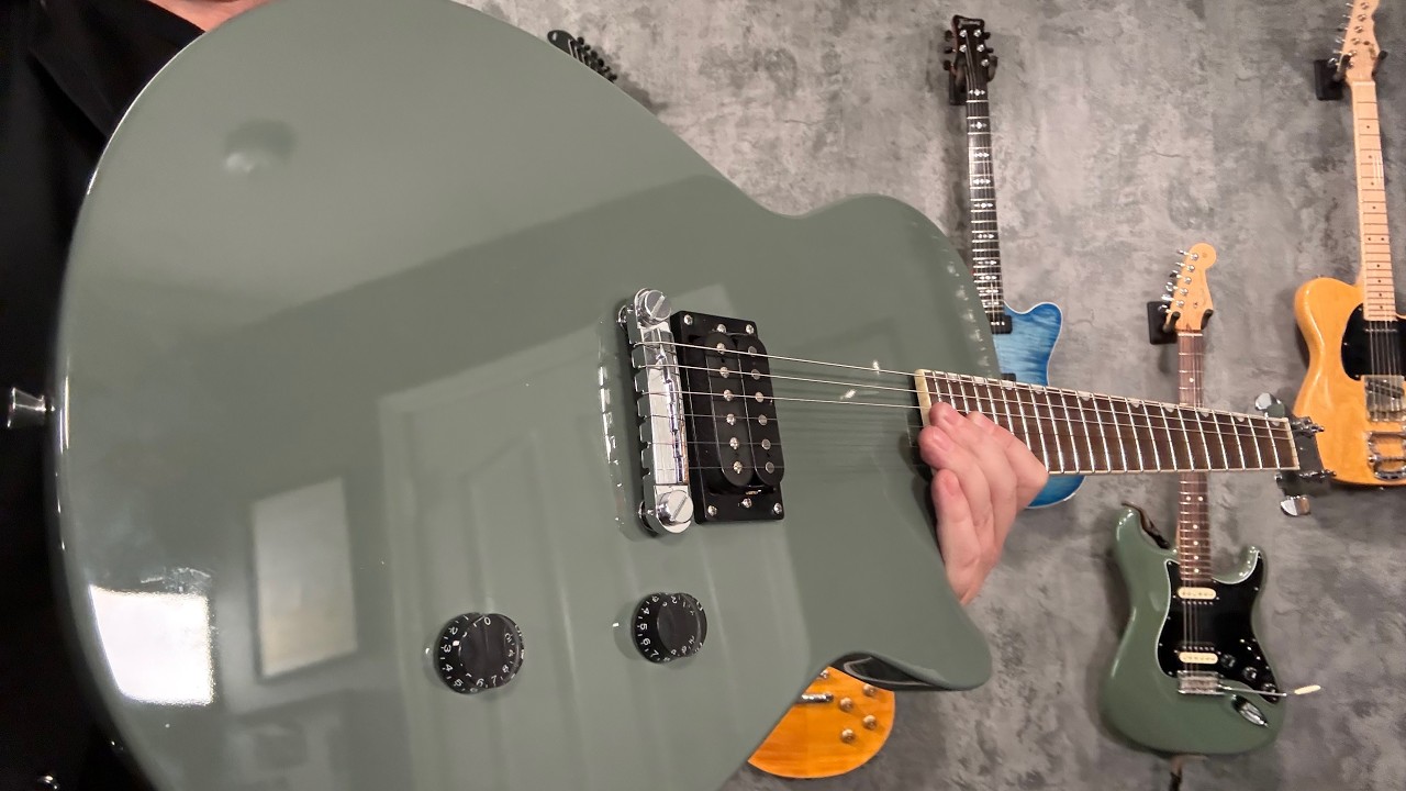 PLAYTECH エレキギター LP-500 PREMIUM Quilt Top P-90 - YouTube