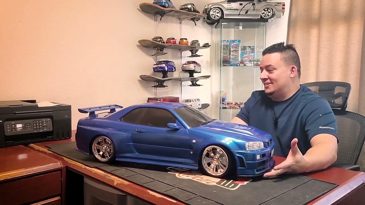World's Largest Nissan Skyline RC Car - NIKKO R34 Skyline - YouTube