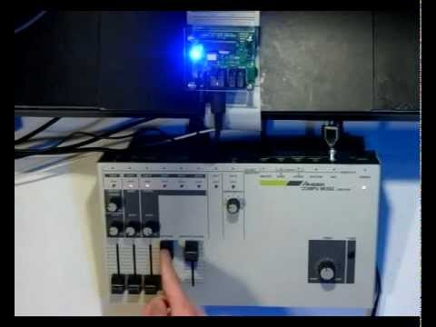 AMDEK CMU-800 Analog sound module DEMO with MIDI - YouTube