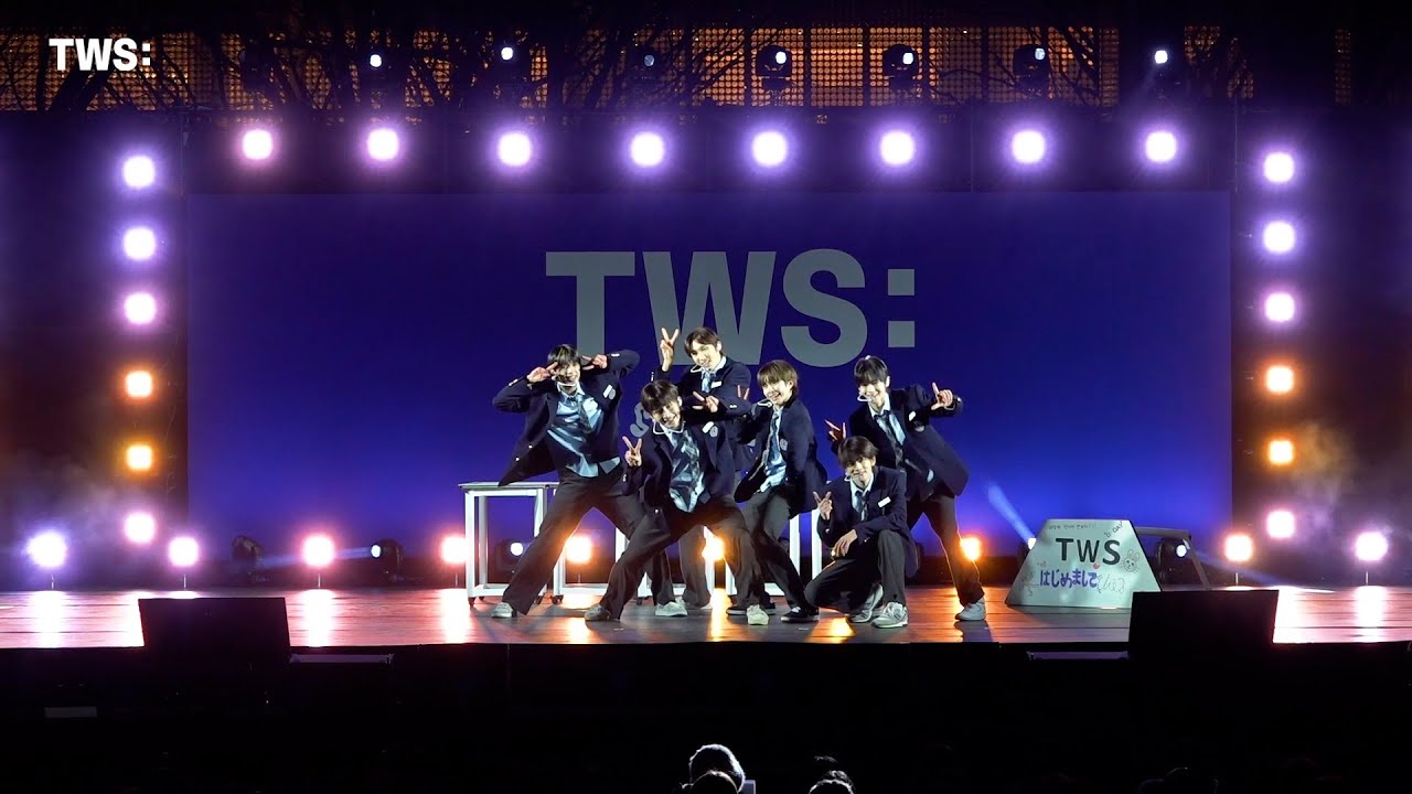 TWS (투어스) 'Sparkling Blue' Showcase in JAPAN - BFF - YouTube