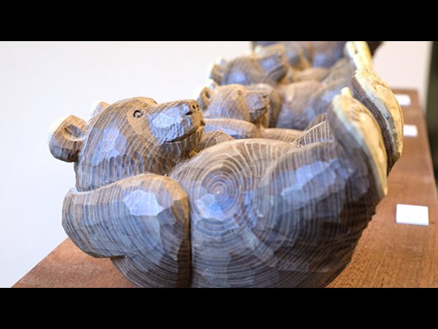 表情豊か木彫りクマ 上士幌の伊藤さん帯広で個展 - YouTube