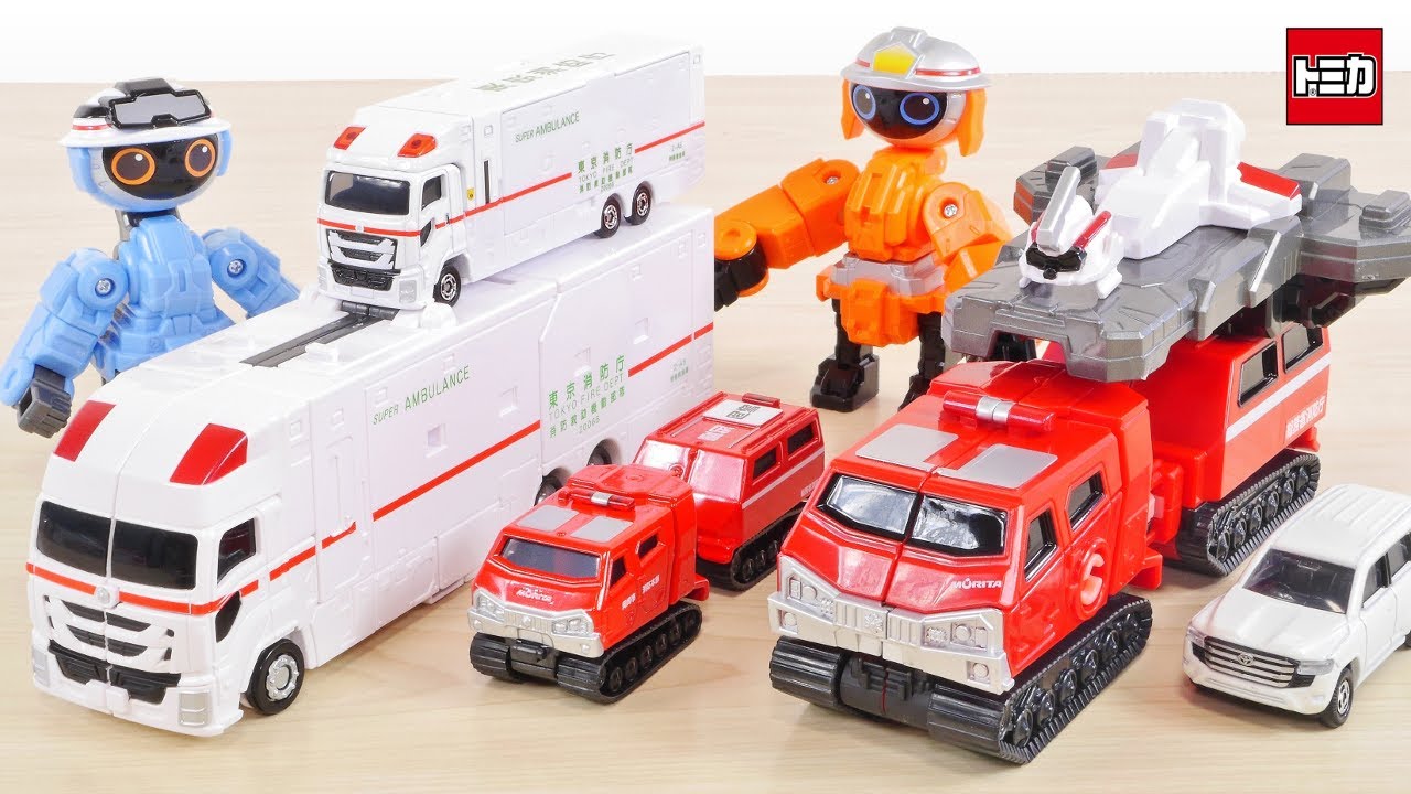 Super huge super ambulance! Hyper Rescue Braver DX Set / Tomica