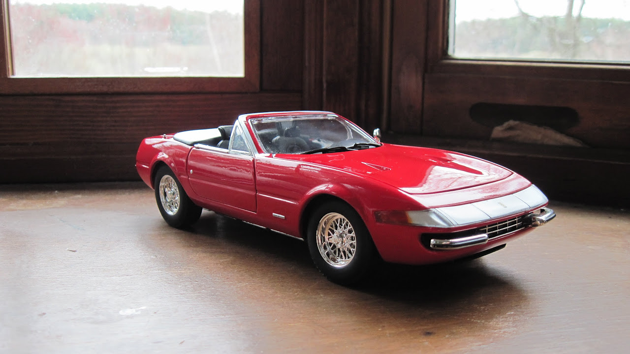 Review of 1/18 Ferrari 365 GTS-4 Daytona by Hotwheels Mattel - YouTube