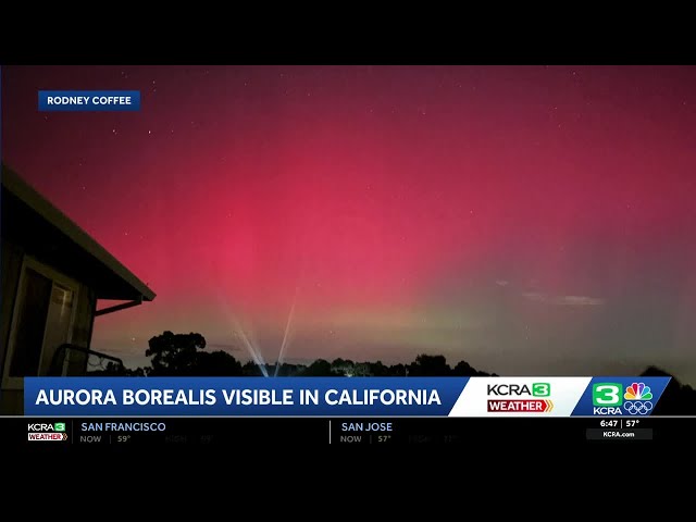 Northern Lights are visible across California - YouTube
