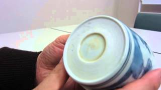 骨董初心者の知識―後期伊万里 蕎麦猪口 蛇の目高台 - YouTube