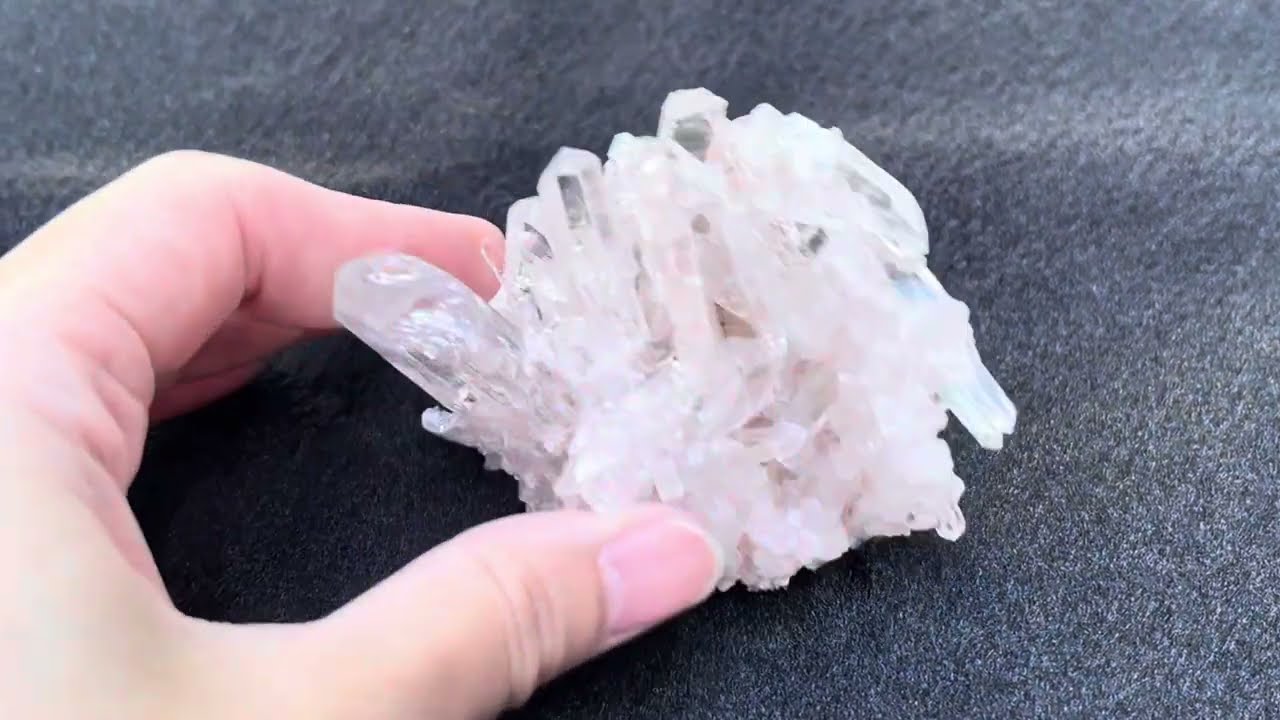 コロンビア産 ピンクレムリアン クラスター 174.4g | Vegetto（天然石