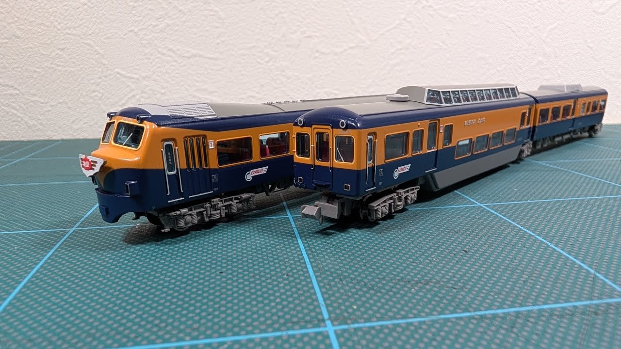 近鉄10000系 初代ビスタカー登場時 マイクロエース製 - YouTube