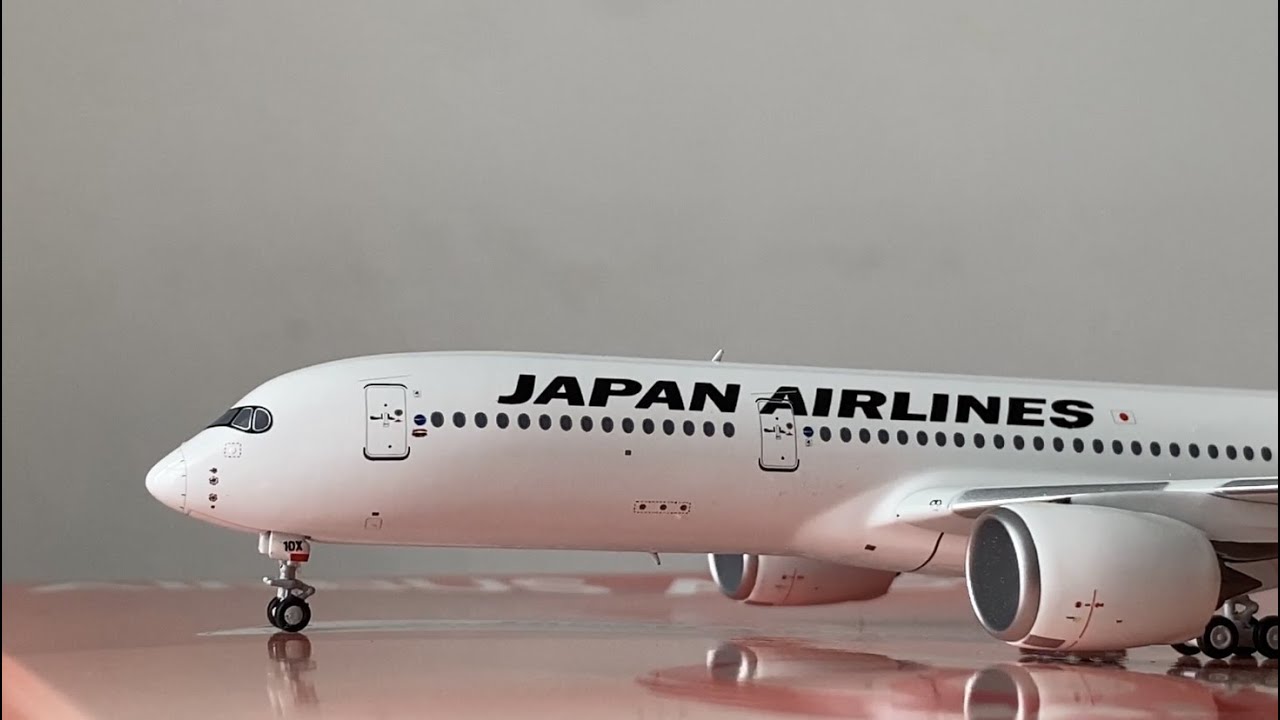 NG Models 1:400 Japan Airlines Airbus A350-900 - YouTube