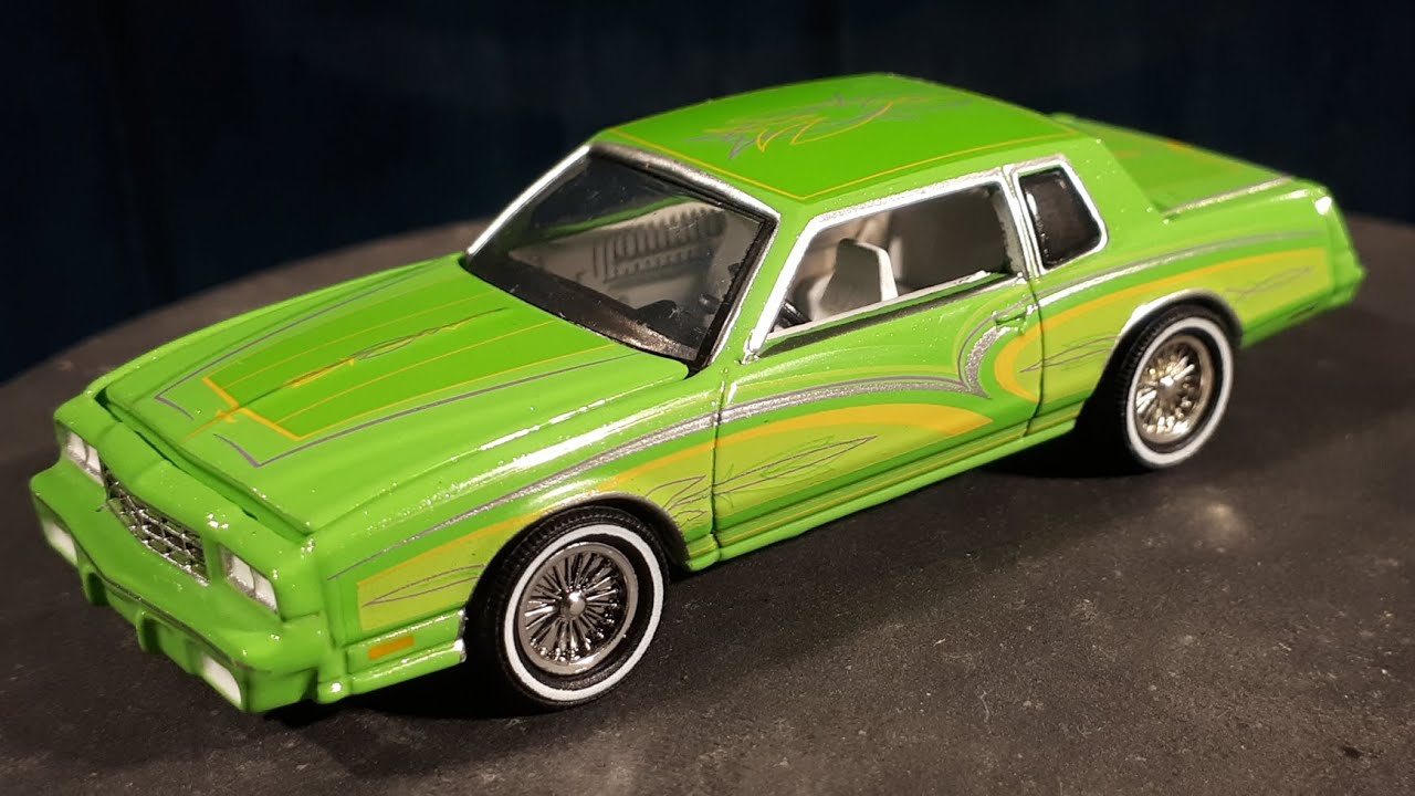 1/64 Chevy Monte Carlo 1982 lowrider by Greenlight Mijo diecast