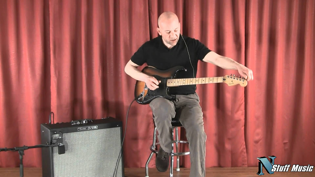 Fender Road Worn Player Stratocaster - YouTube