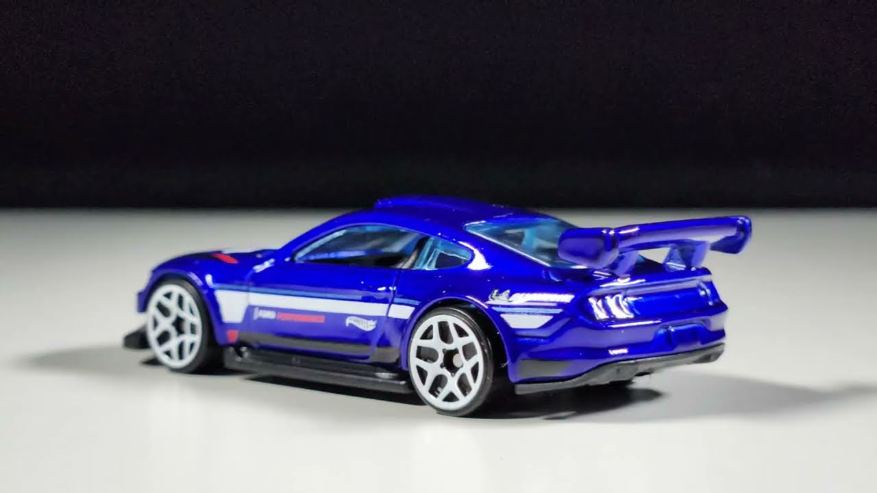 Hot Wheels Mainline Review: Custom '18 Ford Mustang GT | 2025