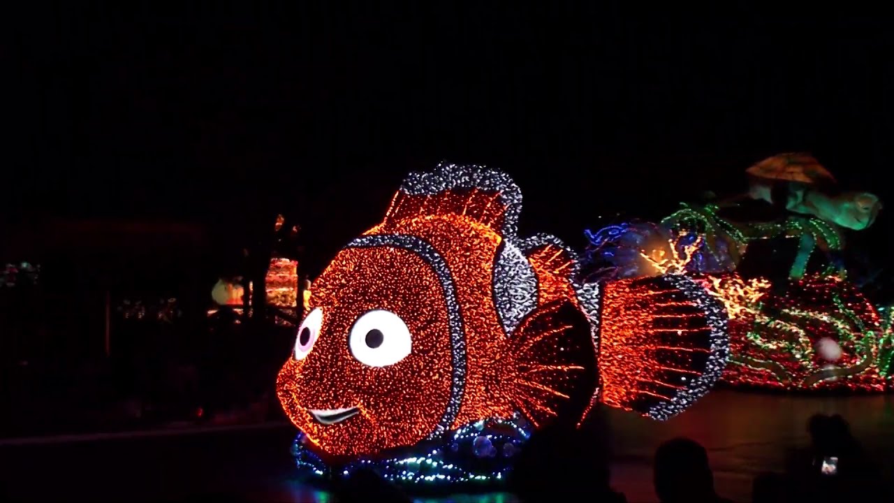 Tokyo Disneyland Electrical Parade: DreamLights 2010 Holiday