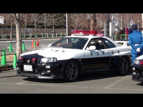 スカイラインGT-R 高速機動隊 R34 埼玉県警察（春日部） - YouTube