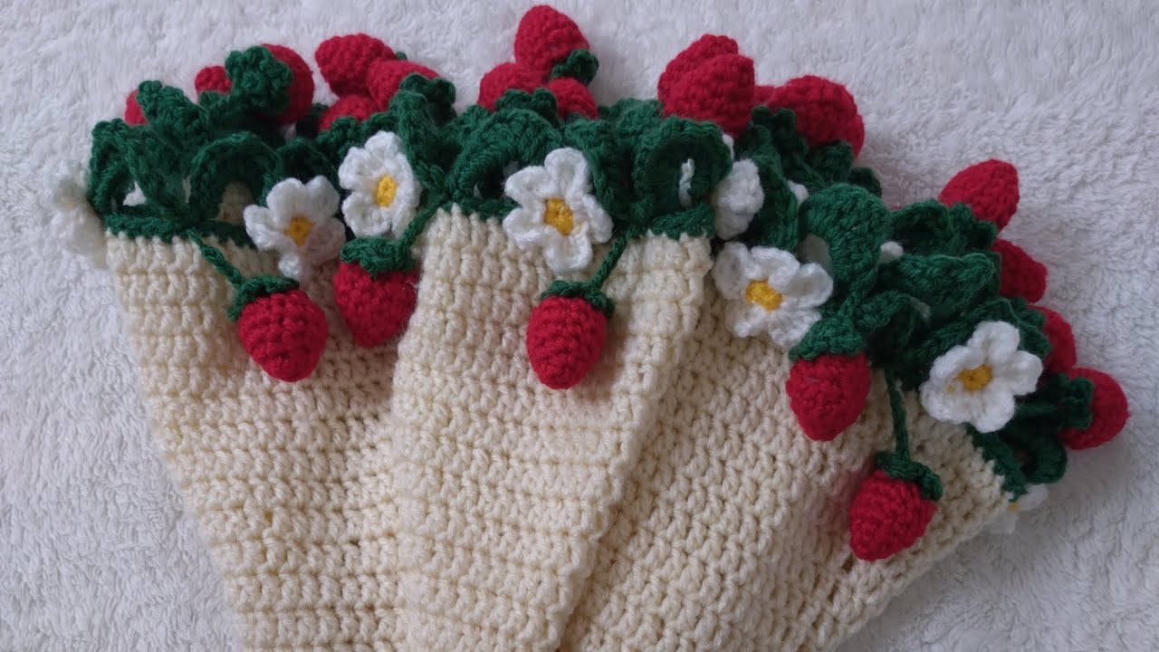 いちごのブーケブランケット - YouTube