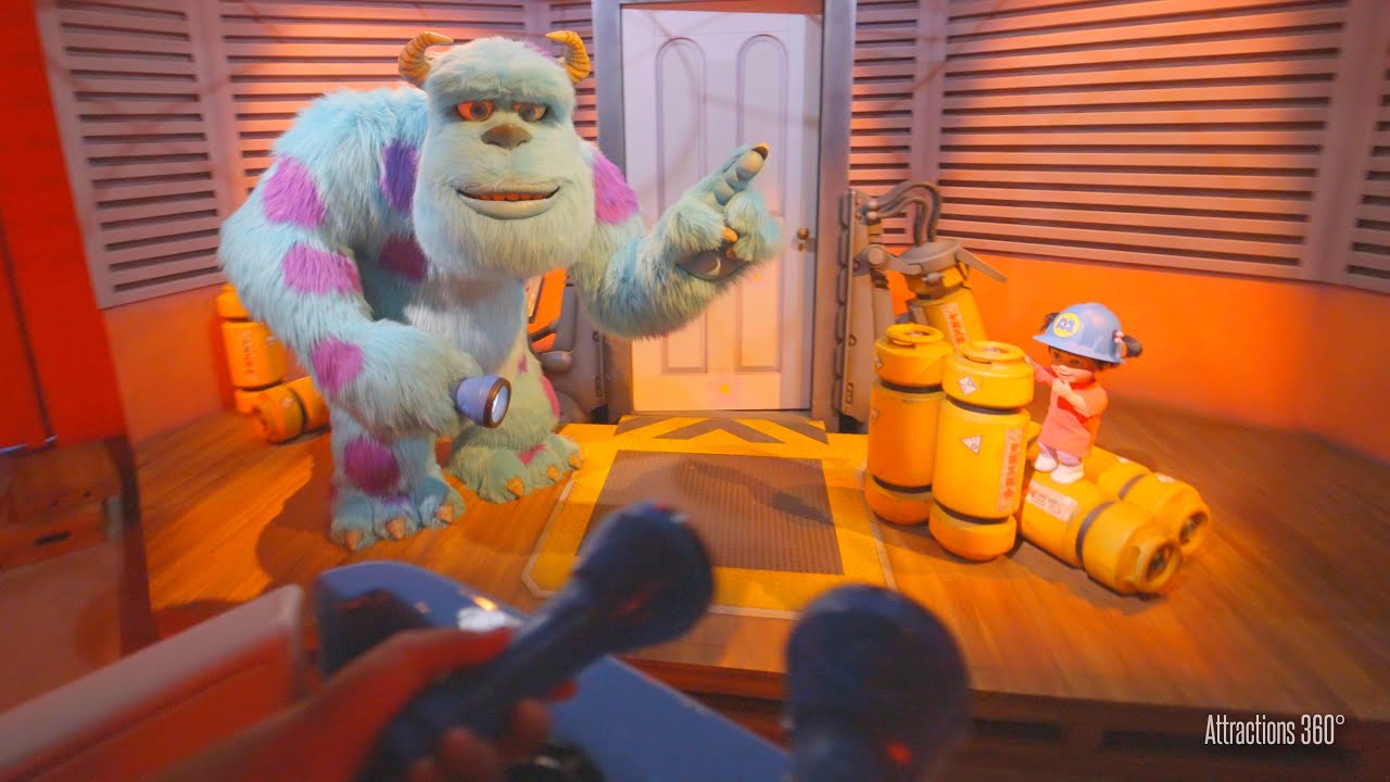 Monsters Interactive Dark Ride using Flashlights | Ride & Go Seek