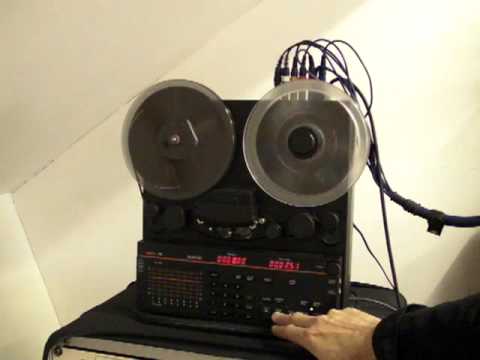 Fostex R8 Reel To Reel 8 track Recorder ( A Quick Test) - YouTube