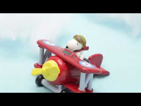 スヌーピーがドリームトミカ ライドオンシリーズになって登場！ - YouTube