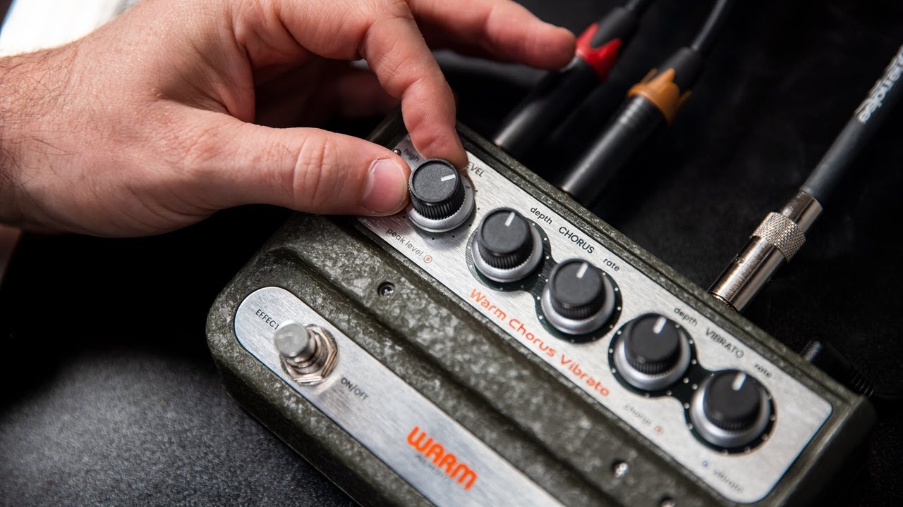 Warm Audio WA-C1 Stereo Chorus & Vibrato Pedal | Demo and Overview