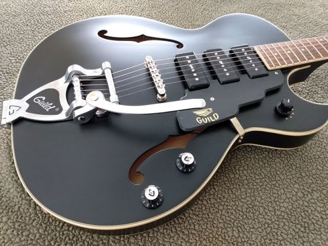 DIY Guitar - Quick Look 👀 at Guild's Starfire 1 Jet 90 👍 - YouTube