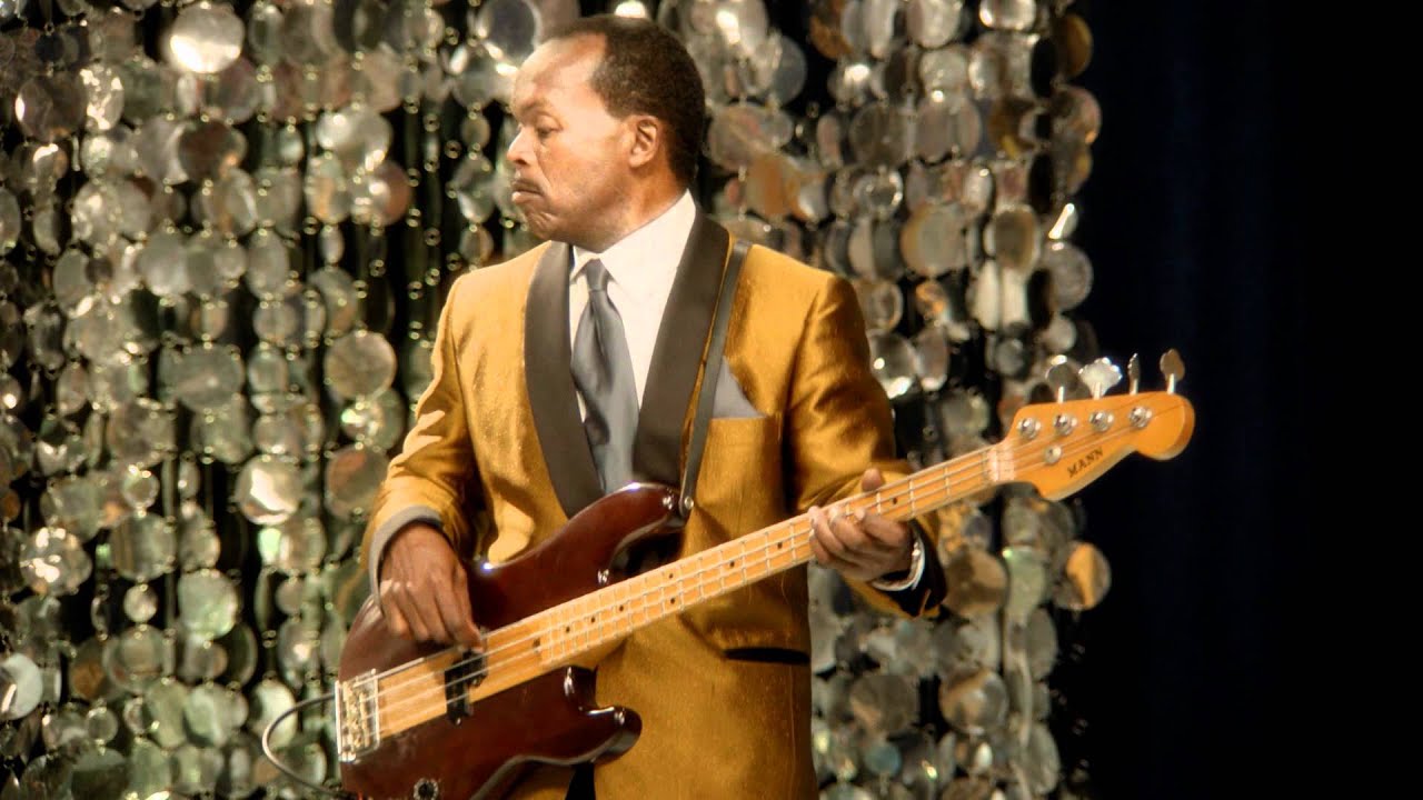 Lenny Kravitz - Stand [OFFICIAL VIDEO] - YouTube