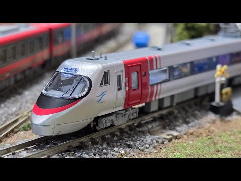 マイクロエース JR四国8000系 特急しおかぜ 方転 5両セット - YouTube