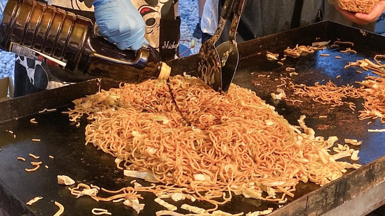 お祭り焼そば屋台 - YouTube