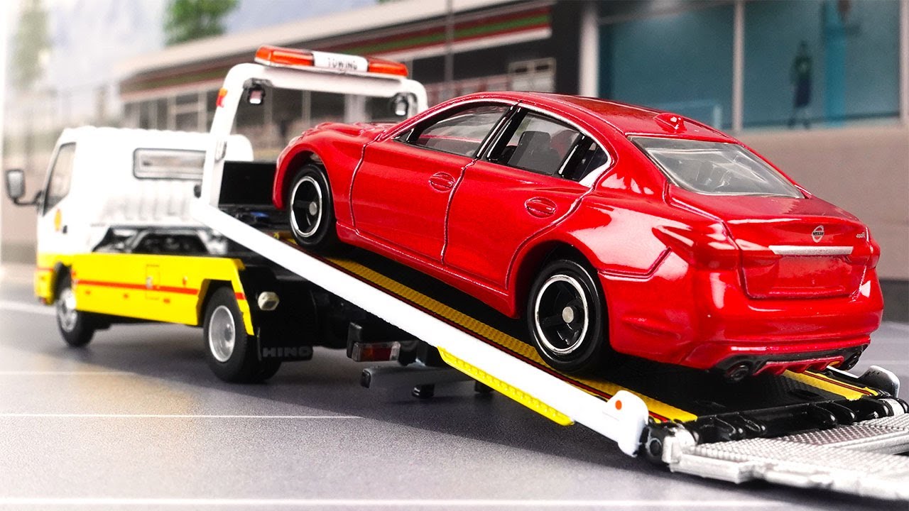 TINYの積載車 HINO 300 Shell Flatbed Tow Truck が予想以上にカッコ