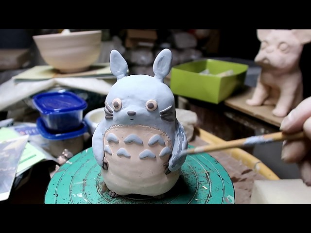 陶芸]着色 粘土で手びねり(紐づくり)でトトロの人形作ってみた How to
