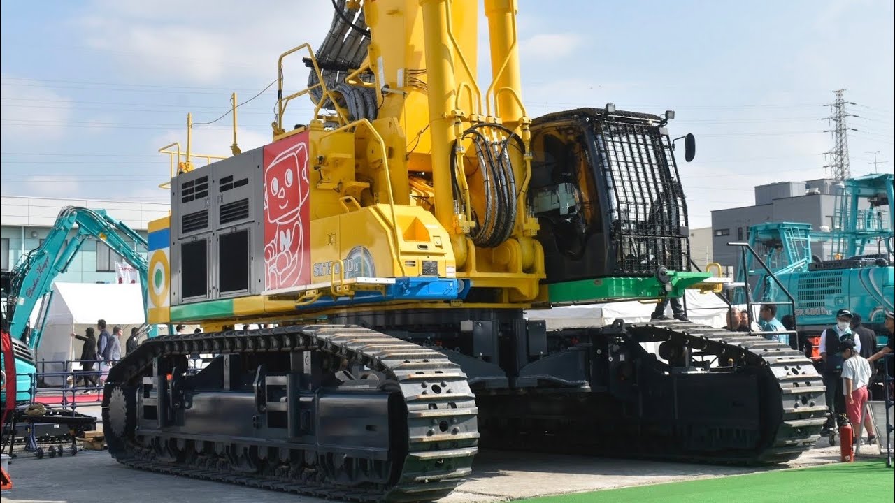 コベルコ建機 SK1300DLC-10 3つ折れ超ロングアタッチメント - YouTube