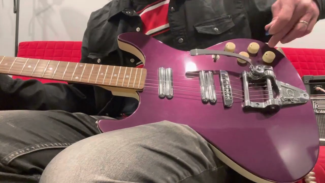 2001 Danelectro Hodad Guitar w Bigsby Style Tailpiece Purple